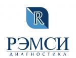 Логотип медцентра Рэмси на площади Конституции
